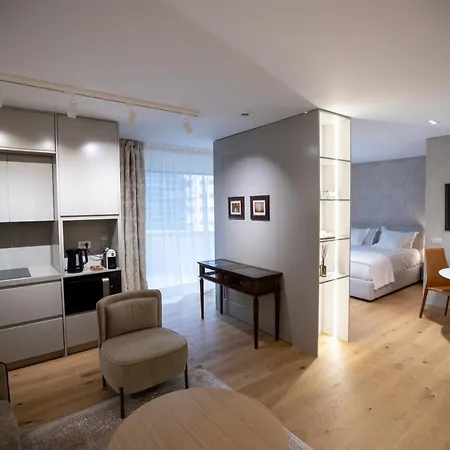 Seven Luxury Suites Tirana Exterior photo