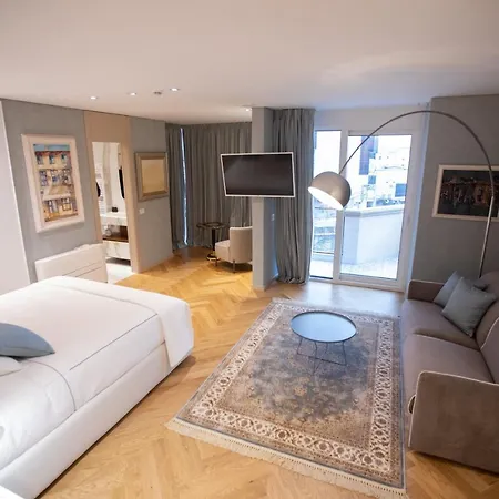 Seven Luxury Suites Tirana Exterior photo